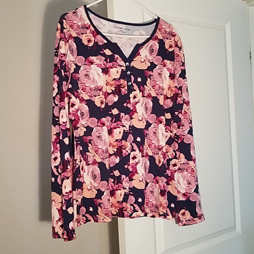 CROFT AND BARROWS FLORAL TOP new without e